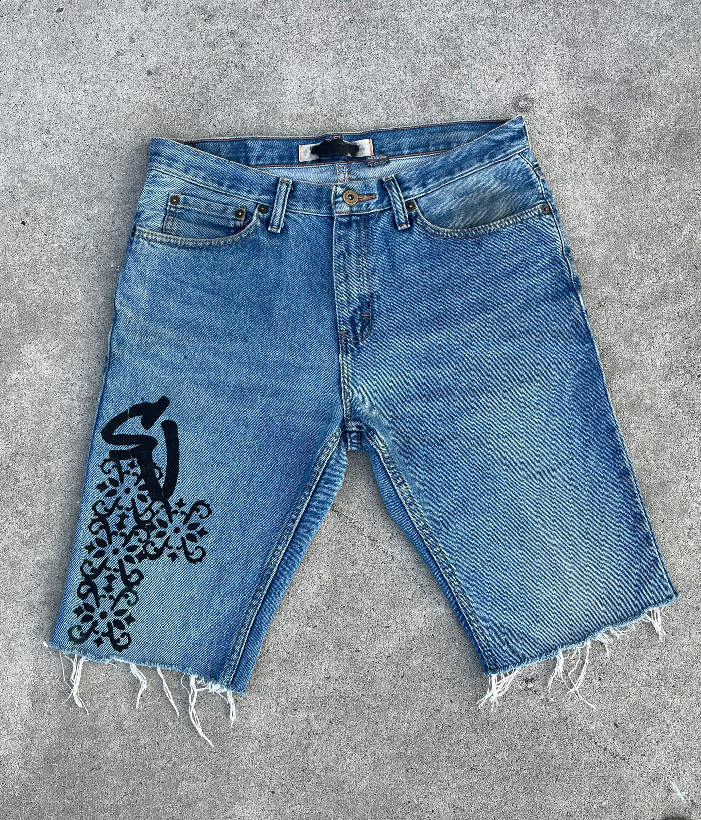 *SU* Box Logo Jorts
