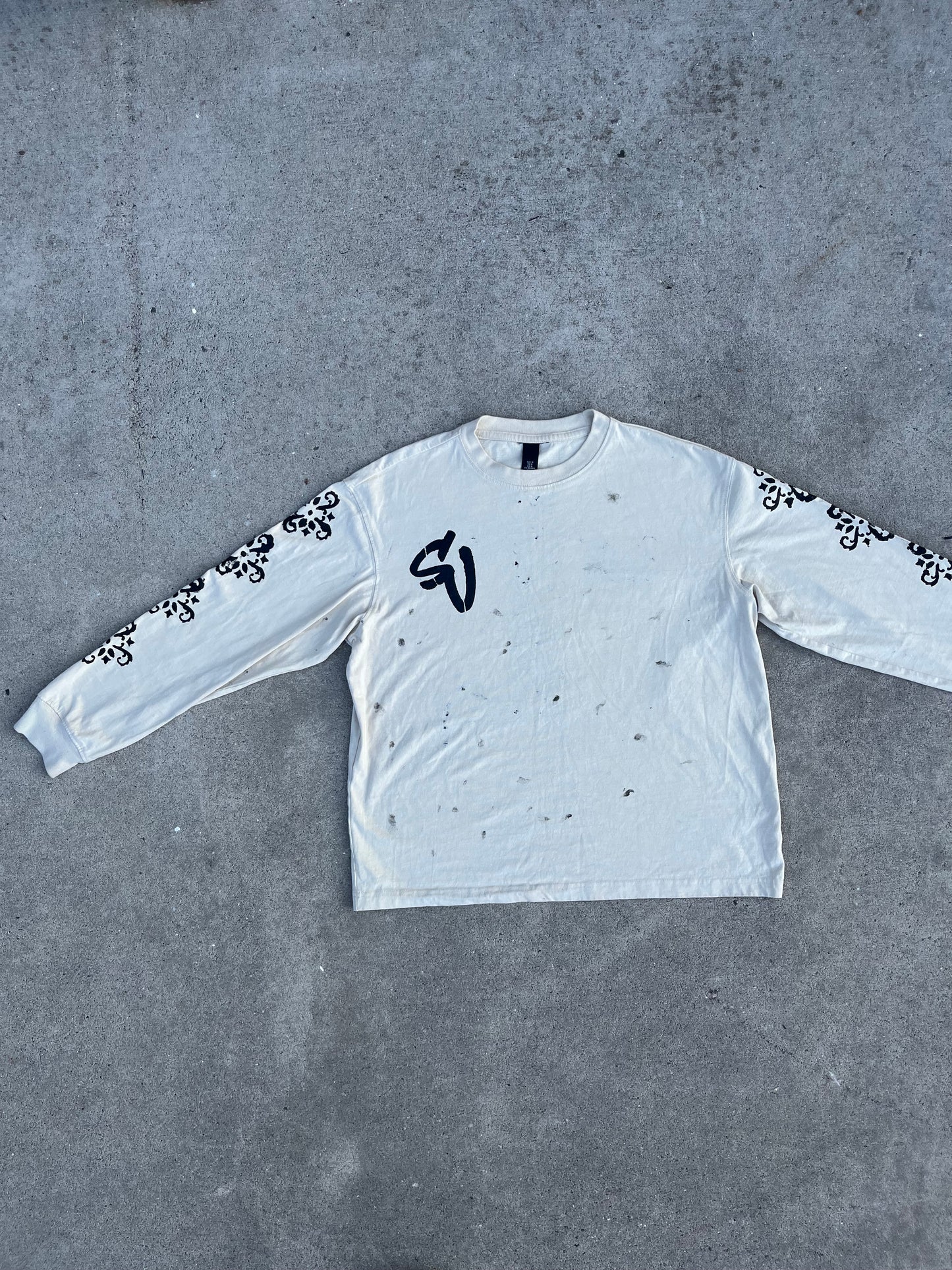 *SU* Box Logo Long Sleeve